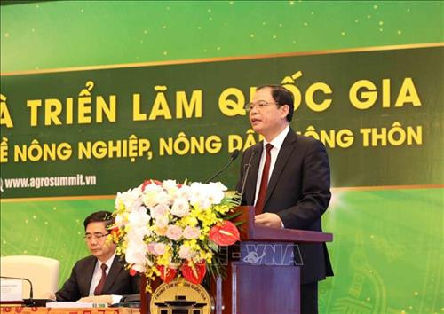 Bộ trưởng Bộ Nông nghiệp và Phát triển nông thôn Nguyễn Xuân Cường điều hành hội nghị. Ảnh: Phương Hoa - TTXVN Bộ trưởng Bộ Nông nghiệp và Phát triển nông thôn Nguyễn Xuân Cường điều hành hội nghị. Ảnh: Phương Hoa - TTXVN