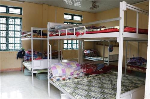Trường Tiểu học và Trung học cơ sở số 2 xã Hồng Ca huyện Trấn Yên (Yên Bái) chuẩn bị đầy đủ chăn, đệm ấm cho các em học sinh ở bán trú. Ảnh: Đinh Thùy-TTXVN Trường Tiểu học và Trung học cơ sở số 2 xã Hồng Ca huyện Trấn Yên (Yên Bái) chuẩn bị đầy đủ chăn, đệm ấm cho các em học sinh ở bán trú. Ảnh: Đinh Thùy-TTXVN
