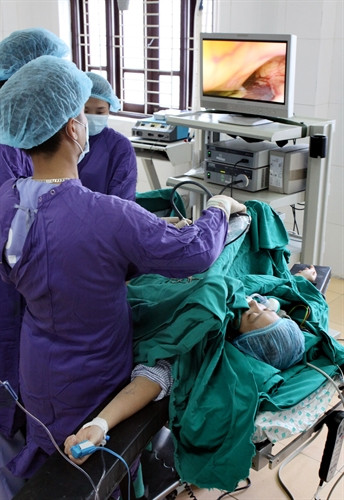 Trường THCS Quỳnh Mai, quận Hai Bà Trưng sử dụng hiệu quả 7% kinh phí được trích từ Quỹ BHYT cho hệ thống y tế trường học.