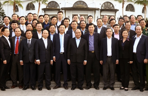 Thủ tướng Nguyễn Xuân Phúc và các đại biểu. Ảnh: Thống Nhất-TTXVN