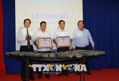 Lễ trao quyết định công bố bảo vật quốc gia Đàn đá Lộc Hòa. Ảnh: K GỬIH -TTXVN