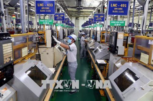 Công Ty TNHH Nidec Tosok Việt Nam của nhà đầu tư Nhật Bản đang hoạt động sản xuất các chi tiết cơ khi tại khu chế xuất Tân Thuận (Thành phố Hồ Chí Minh). Ảnh: Danh Lam – TTXVN Công Ty TNHH Nidec Tosok Việt Nam của nhà đầu tư Nhật Bản đang hoạt động sản xuất các chi tiết cơ khi tại khu chế xuất Tân Thuận (Thành phố Hồ Chí Minh). Ảnh: Danh Lam – TTXVN