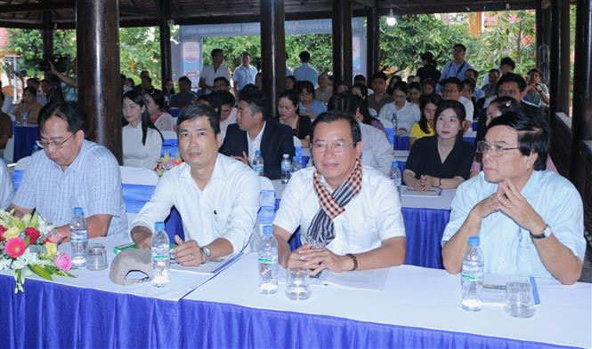 Các đại biểu tham dự hội thảo. Ảnh: Tuấn Kiệt - TTXVN Định hướng phát triển du lịch nông thôn tại Bạc Liêu ảnh 2
