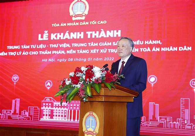 Chánh án Tòa án nhân dân tối cao Nguyễn Hòa Bình phát biểu. Ảnh: Doãn Tấn - TTXVN Chủ tịch Quốc hội Vương Đình Huệ dự Lễ khánh thành 4 ứng dụng công nghệ thông tin trong lĩnh vực Tòa án ảnh 2