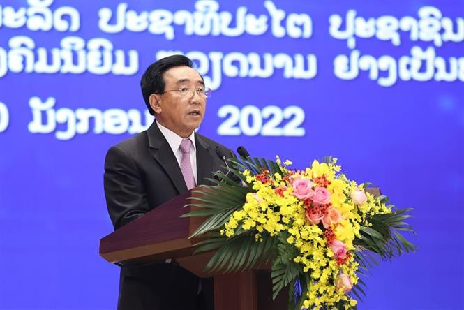 Thủ tướng Lào Phankham Viphavanh phát biểu tại buổi lễ. Ảnh: Dương Giang-TTXVN Thủ tướng Việt Nam và Thủ tướng Lào đồng chủ trì Lễ phát động Năm Đoàn kết Hữu nghị Việt Nam-Lào, Lào-Việt Nam 2022 ảnh 3