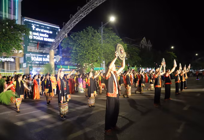 Chương trình nghệ thuật đặc biệt “Đêm hội kết đoàn” ảnh 4