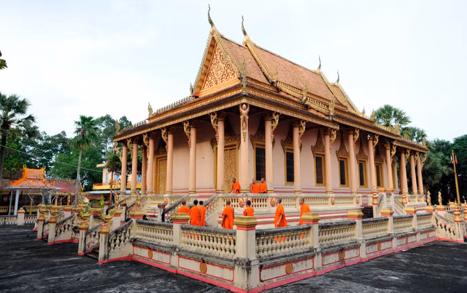 Chùa Khmer, trụ cột tinh thần của đồng bào Khmer Sóc Trăng ảnh 3