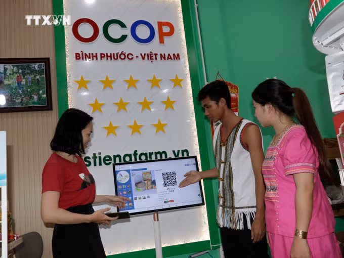 vna_potal_nhieu_san_pham_ocop_‘hoi_tu’_tai_s’tieng_farm_binh_phuoc__7232743.jpg