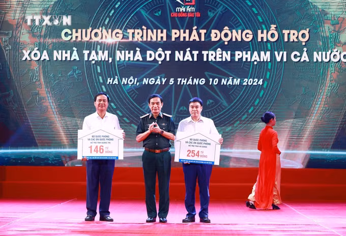 vna_potal_thu_tuong_phat_dong_ho_tro_xoa_nha_tam_nha_dot_nat_tren_pham_vi_ca_nuoc_7635213.jpg