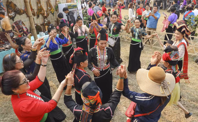 9-dac sac khong gian van hoa vung cao Dien Bien-trung kien.jpg