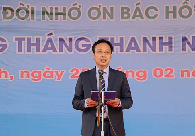 Đồng chí Lại Xuân Lâm, Phó Bí thư Thường thực Đảng ủy Khối các cơ quan Trung ương phát biểu tại buổi lễ. Ảnh: Thanh Hả i- TTXVN HB1.jpg