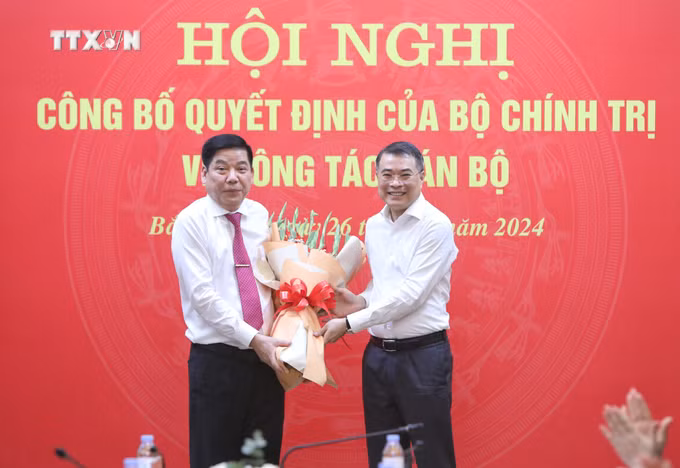 vna_potal_trung_tuong_nguyen_van_gau_duoc_dieu_dong_giu_chuc_bi_thu_tinh_uy_bac_giang__7449442.jpeg