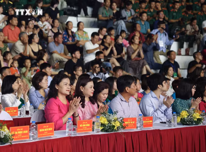 vna_potal_le_khai_mac_tuan_dai_doan_ket_toan_dan_toc_-_di_san_van_hoa_viet_nam__7707746 (1).jpg