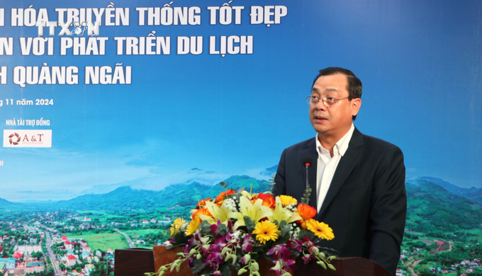 Cục trưởng Cục Du lịch quốc gia Việt Nam Nguyễn Trùng Khánh phát biểu tại hội thảo. Ảnh: Đinh Hương - TTXVN vna_potal_quang_ngai_bao_ton_phat_huy_van_hoa_truyen_thong_cac_dan_toc_gan_voi_phat_trien_du_lich_7719547.jpg