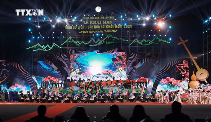 vna_potal_khai_mac_tuan_du_lich_-_van_hoa_lai_chau_nam_2024_7768347.jpg