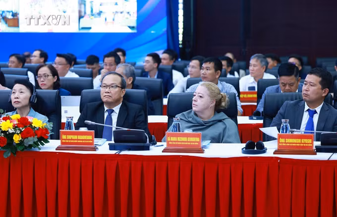 vna_potal_thu_tuong_chu_tri_hoi_nghi_ve_co_che_dac_thu_phat_trien_da_nang_7567370.jpg