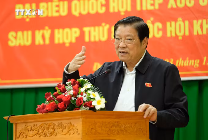 vna_potal_truong_ban_noi_chinh_trung_uong_tiep_xuc_cu_tri_tinh_lam_dong_sau_ky_hop_thu_8_7736896.jpg