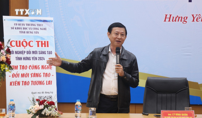 Tổng Giám đốc Trung tâm ươm tạo khởi nghiệp sông Hàn Lý Đình Quân phát biểu. Ảnh: Đinh Văn Nhiều-TTXVN vna_potal_hung_yen_hoi_thao_nang_cao_nang_luc_ho_tro_khoi_nghiep_doi_moi_sang_tao_7251030.jpg