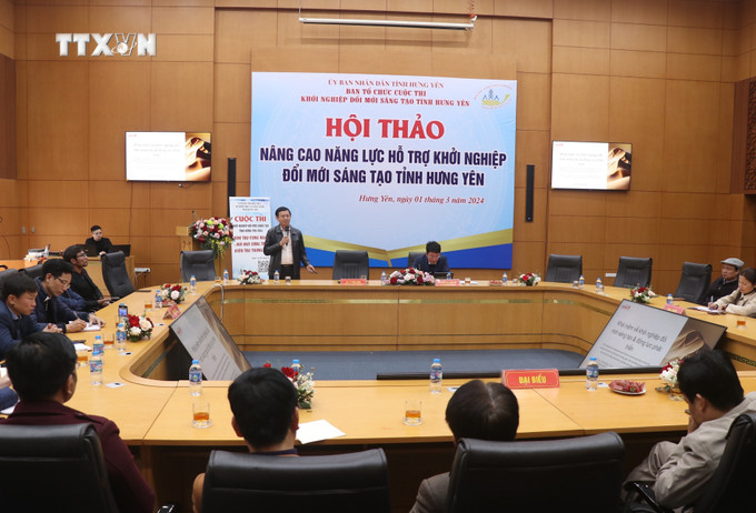 Quang cảnh hội thảo. Ảnh: Đinh Văn Nhiều-TTXVN vna_potal_hung_yen_hoi_thao_nang_cao_nang_luc_ho_tro_khoi_nghiep_doi_moi_sang_tao_7251028.jpg