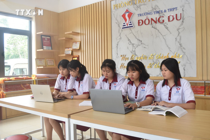 Ngành giáo dục Đắk Lắk thường xuyên đổi mới trong công tác phát hiện, tuyển chọn và bồi dưỡng học sinh giỏi. Ảnh: Nguyên Dung – TTXVN vna_potal_giao_duc_mui_nhon_dak_lak_no_luc_thu_“qua_ngot”__7389562.jpg