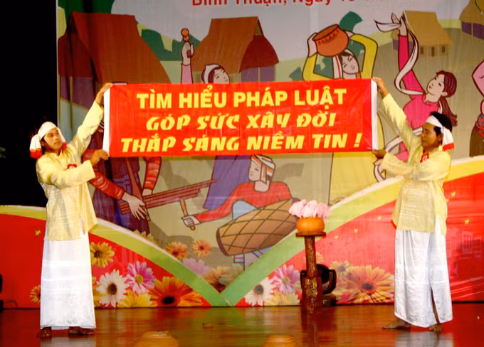 dong bao thieu so (7).jpg