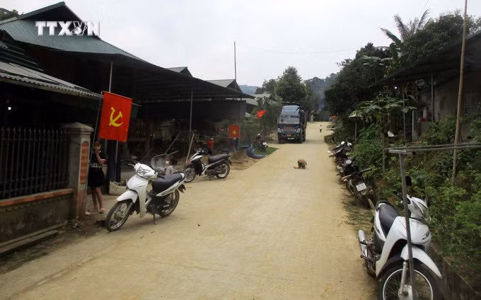 vna_potal_thanh_hoa_ban_ngheo_bien_gioi_rat_can_dien_luoi_quoc_gia_5988195.jpg
