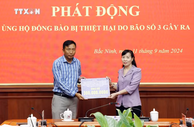 vna_potal_bac_ninh_phat_dong_ung_ho_dong_bao_bi_thiet_hai_do_bao_so_3_gay_ra_7587605.jpg