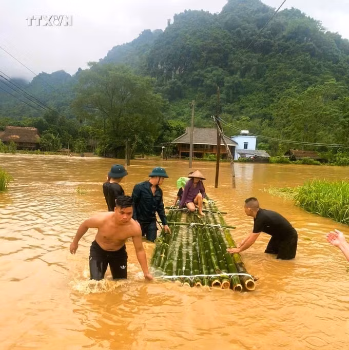 vna_potal_ha_giang_940_ngoi_nha_bi_anh_huong_toan_tinh_thiet_hai_318_ty_dong_do_mua_lu_7586696.jpg