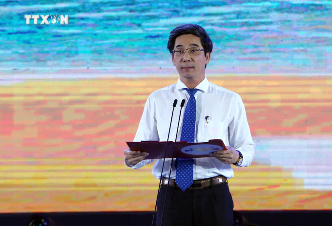 Phó Chủ tịch UBND thành phố Đà Nẵng Trần Chí Cường phát biểu khai mạc Lễ hội. Ảnh: Trần Lê Lâm - TTXVN vna_potal_khai_mac_le_hoi_tan_huong_da_nang_2024_7487991.jpg