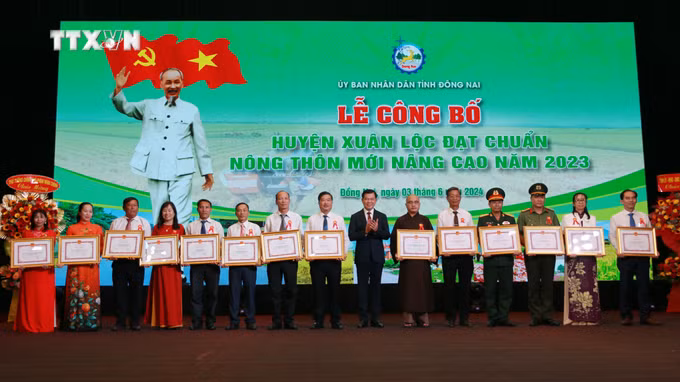 vna_potal_dong_nai_co_huyen_dau_tien_dat_chuan_nong_thon_moi_nang_cao_7409666.jpg