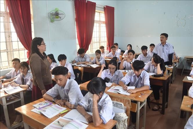 Ngành giáo dục Đắk Lắk đổi mới trong công tác phát hiện, tuyển chọn và bồi dưỡng học sinh giỏi. Ảnh: Nguyên Dung/ TTXVN gd-daklak2.jpg