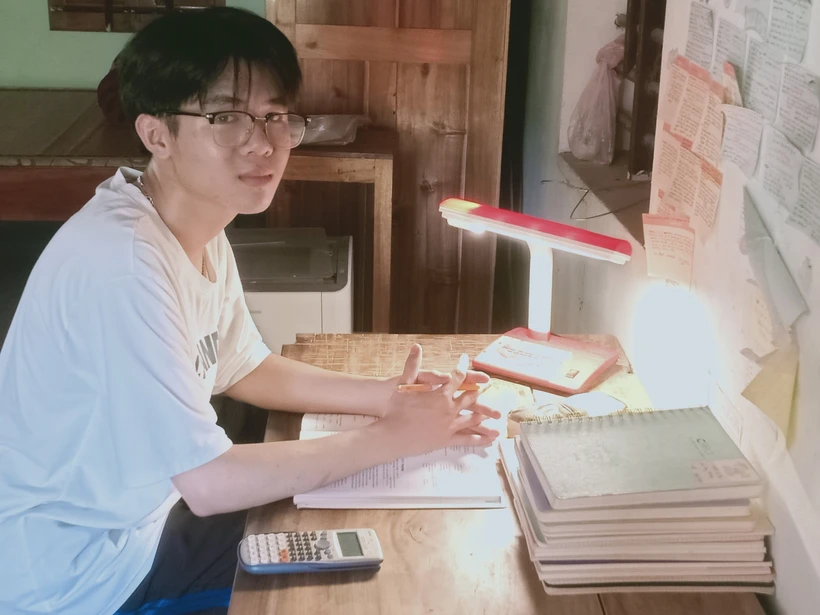Bí quyết học tập của thủ khoa người dân tộc thiểu số