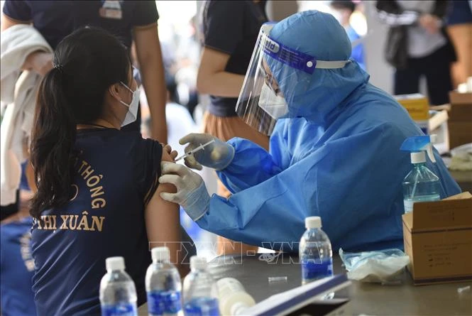 Bộ trưởng Nguyễn Thanh Long: Tăng cường phủ vaccine phòng COVID-19 càng nhanh càng tốt