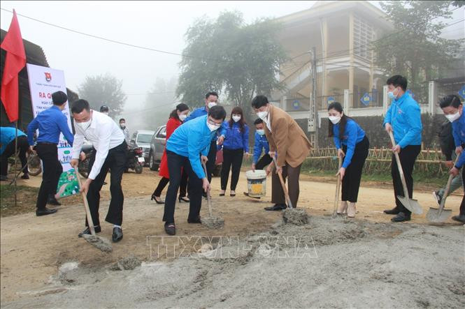 Tuổi trẻ Sơn La “Tình nguyện chung tay xây dựng nông thôn mới”