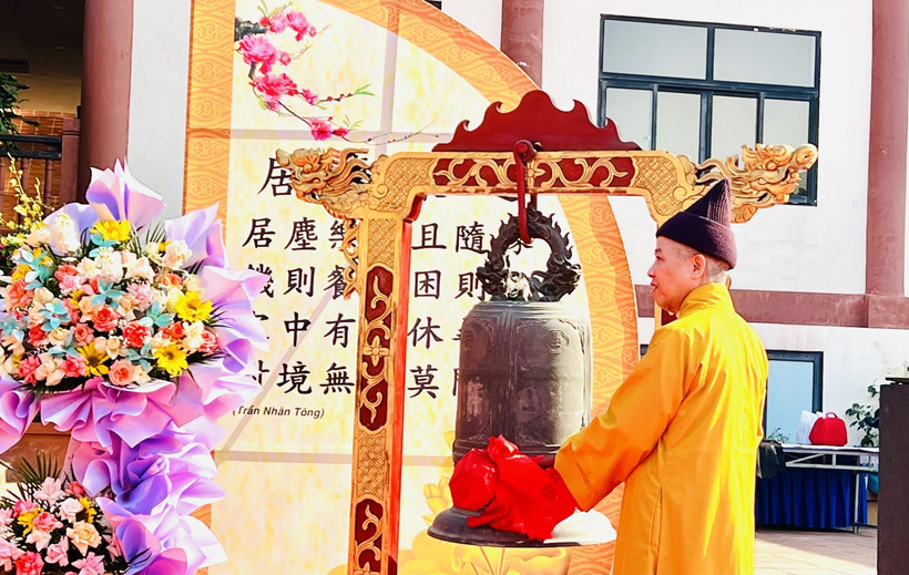 Tưng bừng khai hội Xuân Ngọa Vân 2023