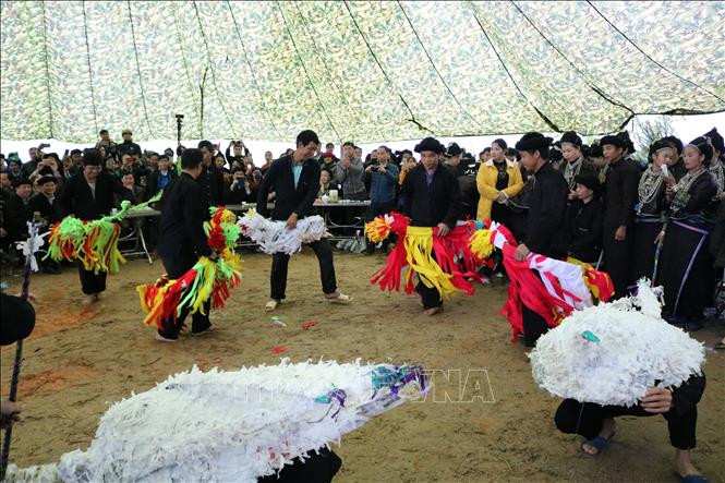Nghi Lễ cúng rừng của người Nùng xã Pố Lồ; huyện Hoàng Su Phì (Hà Giang. Ảnh: TT Văn hóa huyện Hoàng Su Phì