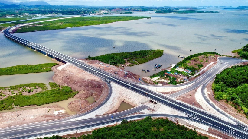 Phê duyệt Quy hoạch tỉnh Quảng Ninh thời kỳ 2021 - 2030, tầm nhìn đến năm 2050