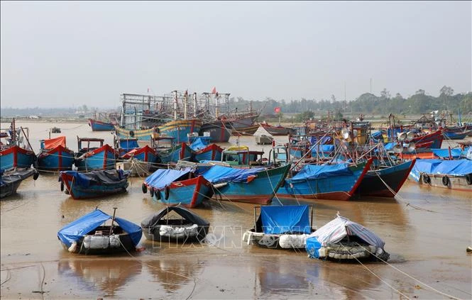 Quảng Trị tập trung ứng phó với bão số 13