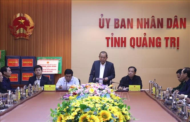 Phó Thủ tướng Thường trực Trương Hòa Bình chỉ đạo khắc phục hậu quả lũ lụt ở Quảng Trị