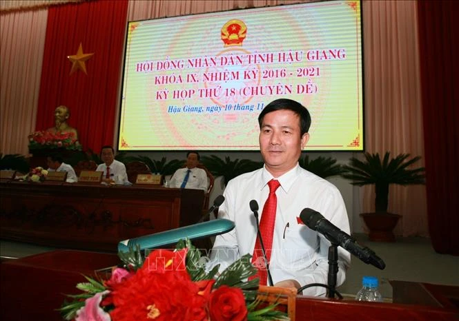 Ông Trần Văn Huyến được bầu làm chủ tịch HĐND tỉnh Hậu Giang nhiệm kỳ 2016 - 2021. Ảnh: Duy Khương - TTXVN