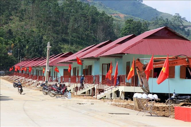 Quảng Nam tiếp tục sắp xếp lại chỗ ở cho người dân miền núi