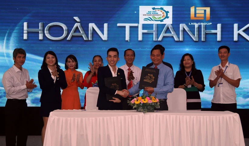 Ra mắt sản phẩm Trà Gừng Linh Chi trên nền tảng khởi nghiệp LNB Group