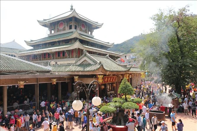 Trình UNESCO công nhận Lễ hội Vía Bà Chúa Xứ núi Sam, An Giang là Di sản Văn hóa phi vật thể đại diện của nhân loại
