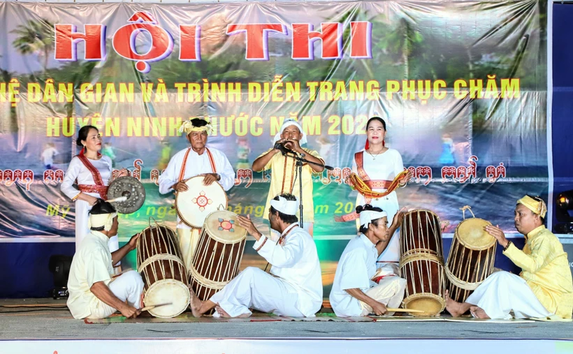 Tạo thuận lợi để đồng bào Chăm đón Lễ hội Katê vui tươi, an toàn