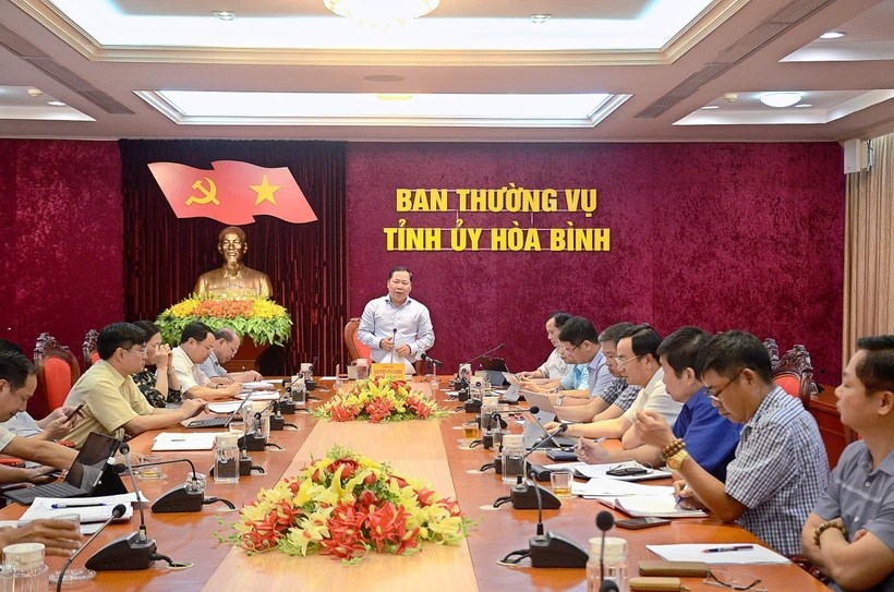 Tìm cách gỡ khó dự án đường liên kết vùng Hòa Bình - Hà Nội và cao tốc Sơn La