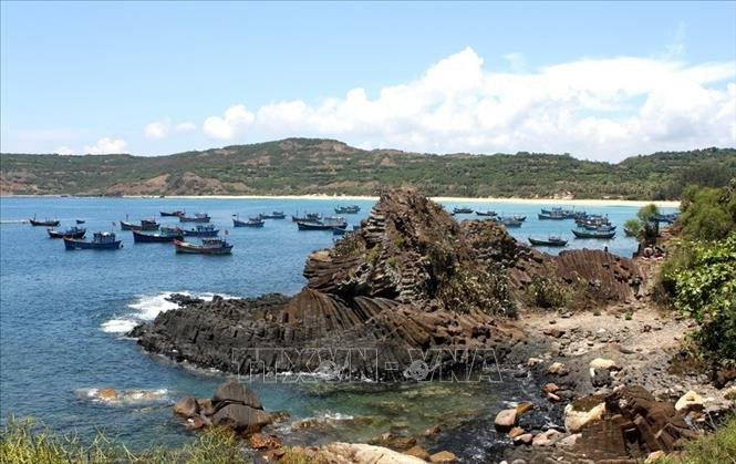 Phú Yên cho phép mở cửa trở lại các điểm vui chơi giải trí, tham quan du lịch