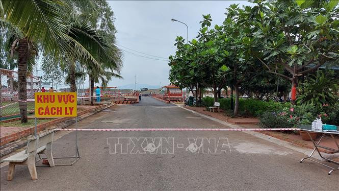Thêm 6 ca mắc COVID-19 mới được cách ly ngay khi nhập cảnh