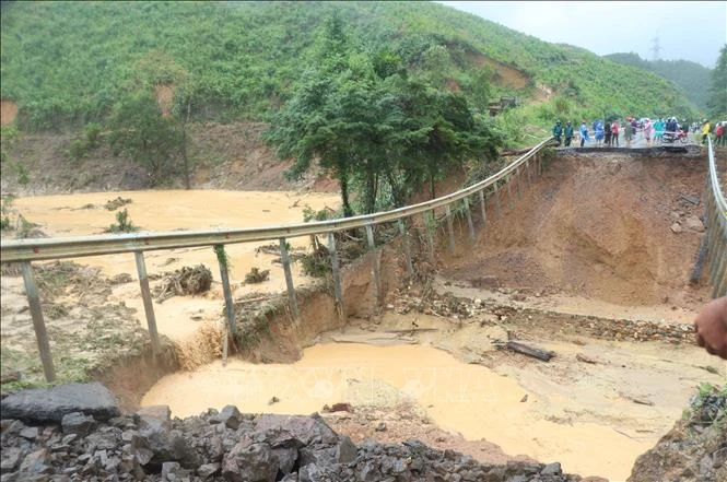 Đề phòng lũ quét, sạt lở đất từ Quảng Trị đến Ninh Thuận và khu vực Tây Nguyên