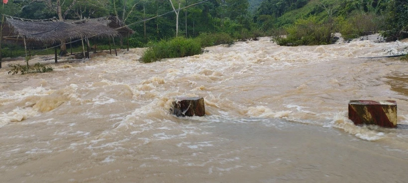 Tìm thấy thi thể cả 3 người mất tích do mưa lũ tại Quảng Trị