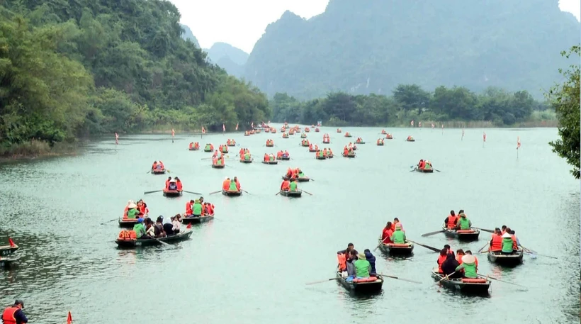 Đưa quần thể Danh thắng Tràng An trở thành một trong những khu du lịch hấp dẫn Việt Nam và quốc tế